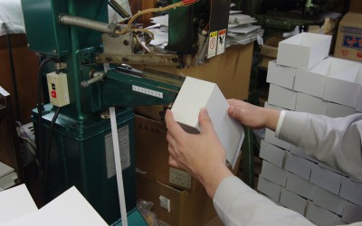 貼箱・箱の製作は神谷紙器